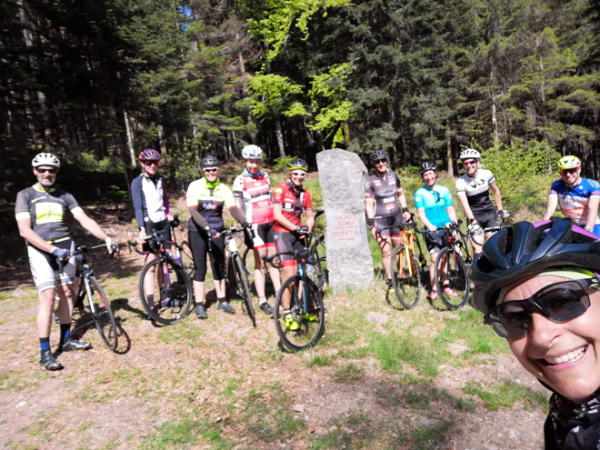 Groupe des Zélé·e·s lors de la sortie vélo du 07 mai